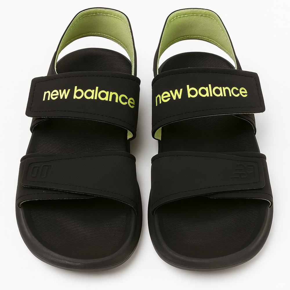 New Balance Sandals. Unisex Sz 5 Mens/sz 7 womens. Velcro strap NEW